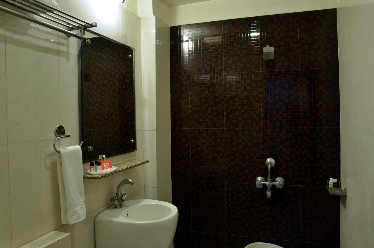 Hotel Poonam Plaza Agra  Εξωτερικό φωτογραφία